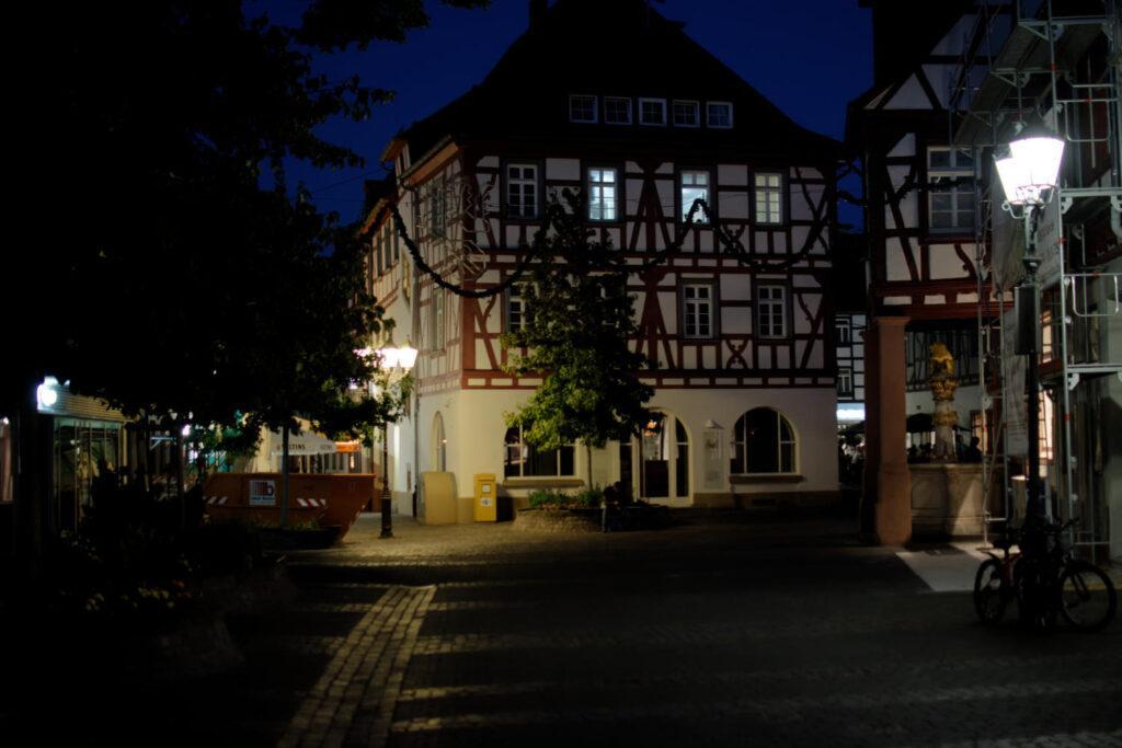 Innstadt von Alzey bei Nacht